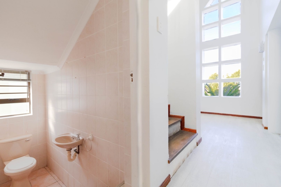 4 Bedroom Property for Sale in Onrus Western Cape